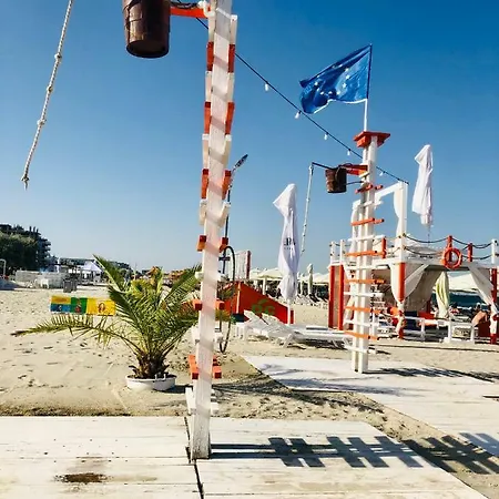 Happy Mamaia Nord 2 דירה