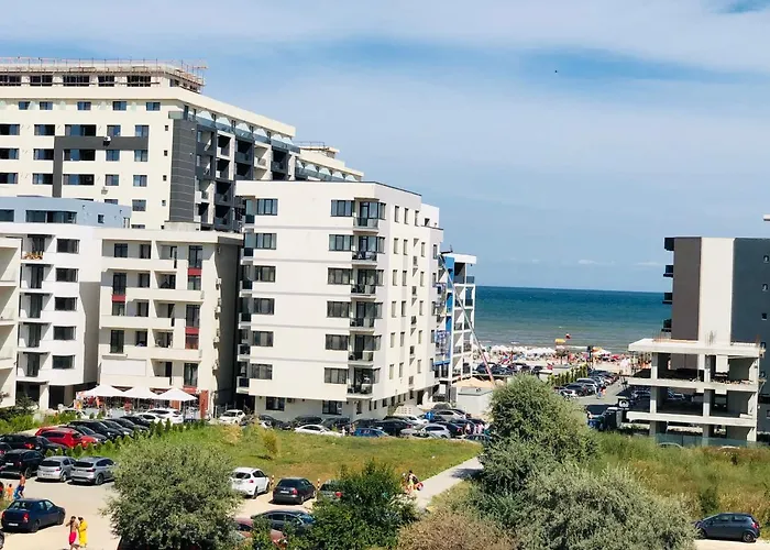 Апартаменты Happy Mamaia Nord 2