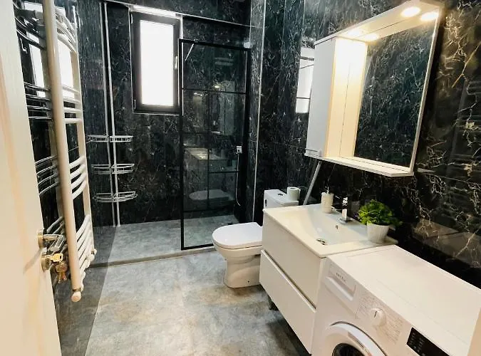 Апартаменты Happy Mamaia Nord 2