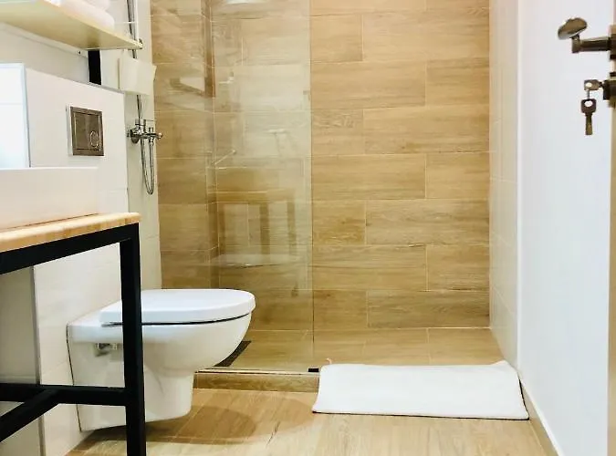 Апартаменты Happy Mamaia Nord 2