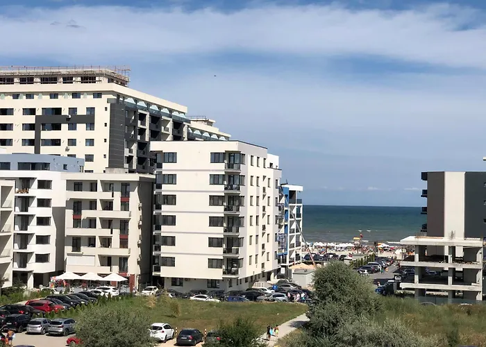 Апартаменты Happy Mamaia Nord 2